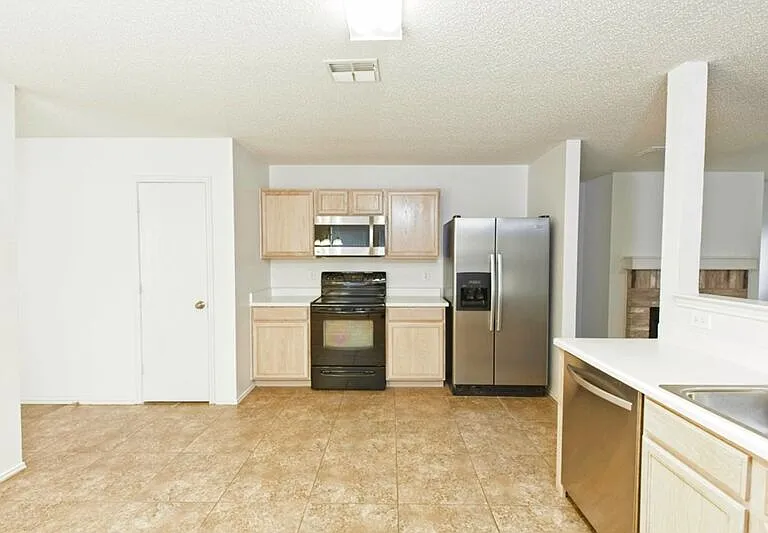 2508 Clear Brook Dr — Photo 11