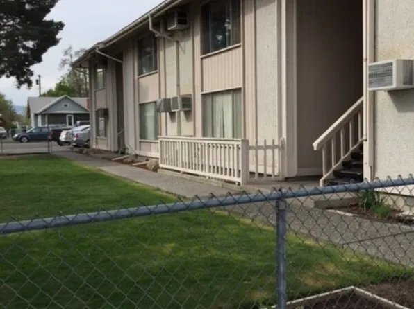 216 W 2nd Ave APT E, Kennewick, WA 99336