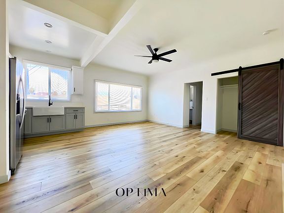 4th image of 1152 E 1st St #306