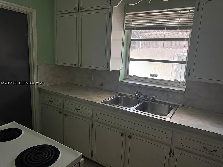 1812 Fillmore St — Photo 4