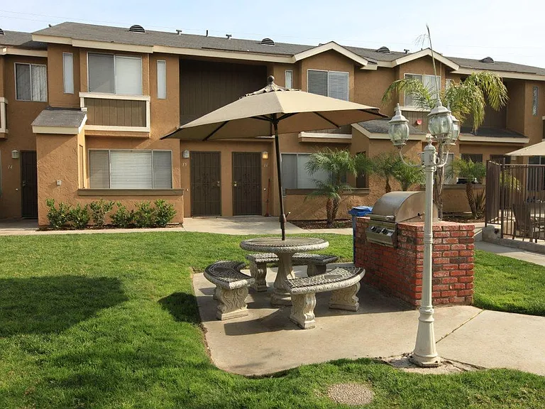 Greenfield Meadows — Photo 24