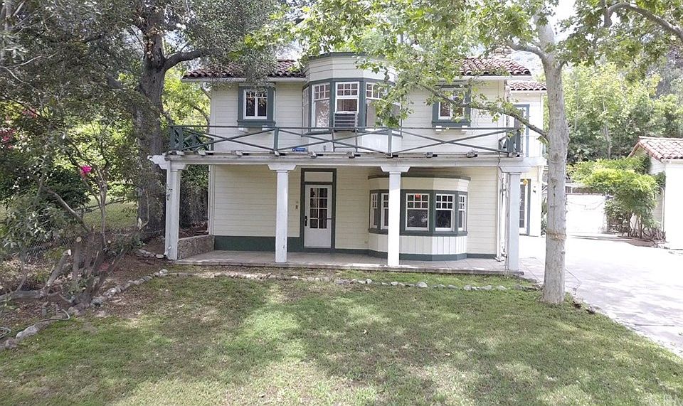 1st image of 101 E Alegria Ave