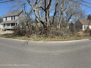 95 Dollmore Ave, Waretown, NJ 08758