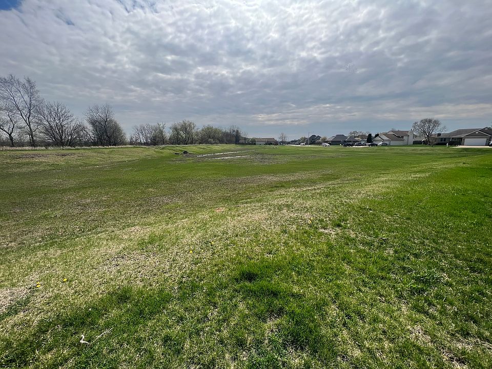 2nd image of 645/655 Laura Ln