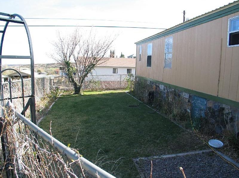 2nd image of 608 North St