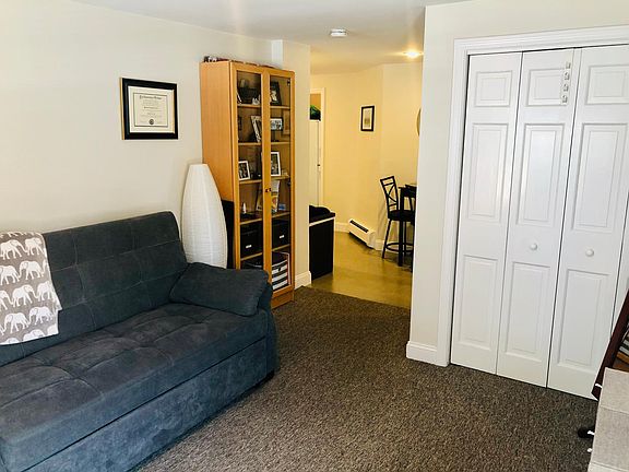Living room/bedroom