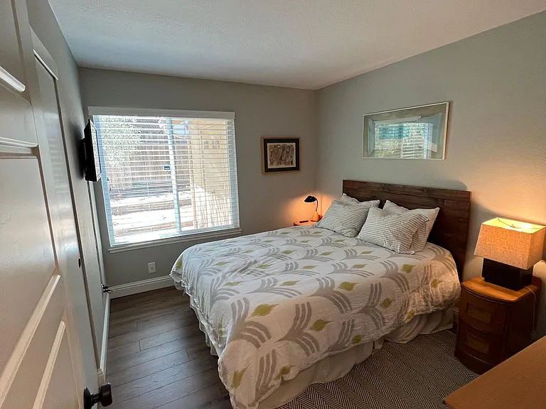 3385 Crestview Way — Photo 11
