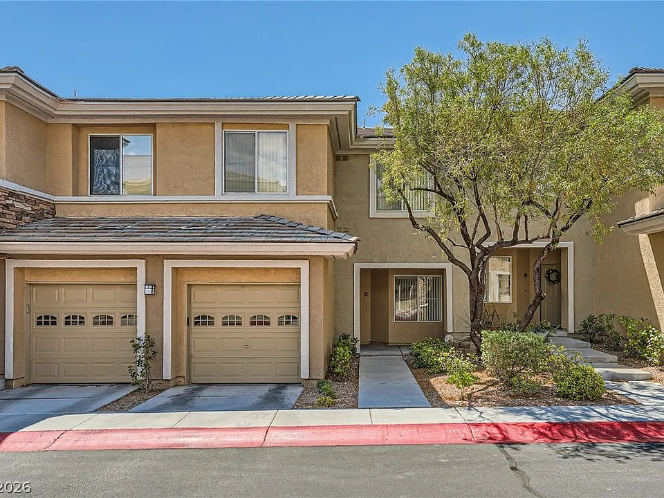 717 Peachy Canyon Cir #102