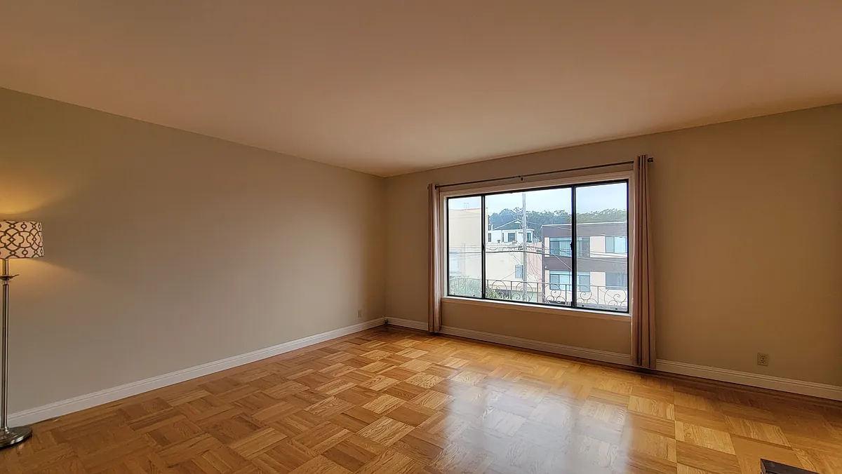 Building Photo - 1232 Vicente St #1232
