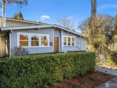 3813 NE 70th Street, Seattle, WA, 98115