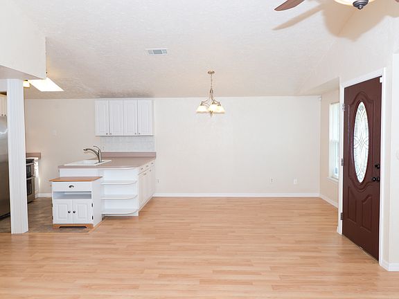 5th image of 2131 Goodrich Dr