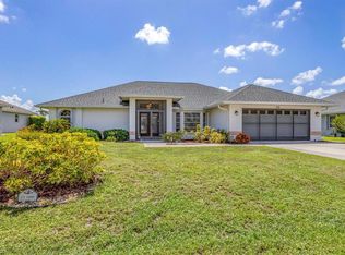 173 Fairway Rd, Rotonda West, FL 33947