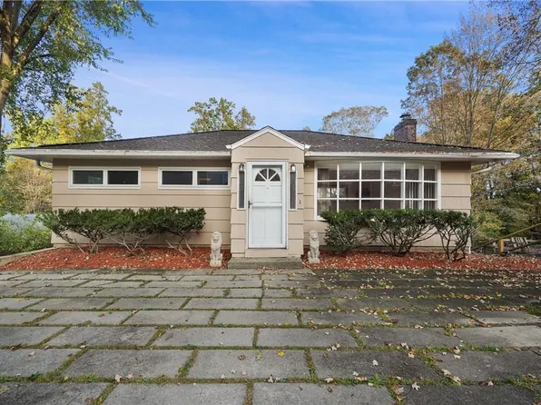150 Lake Drive, Mahopac, NY 10541