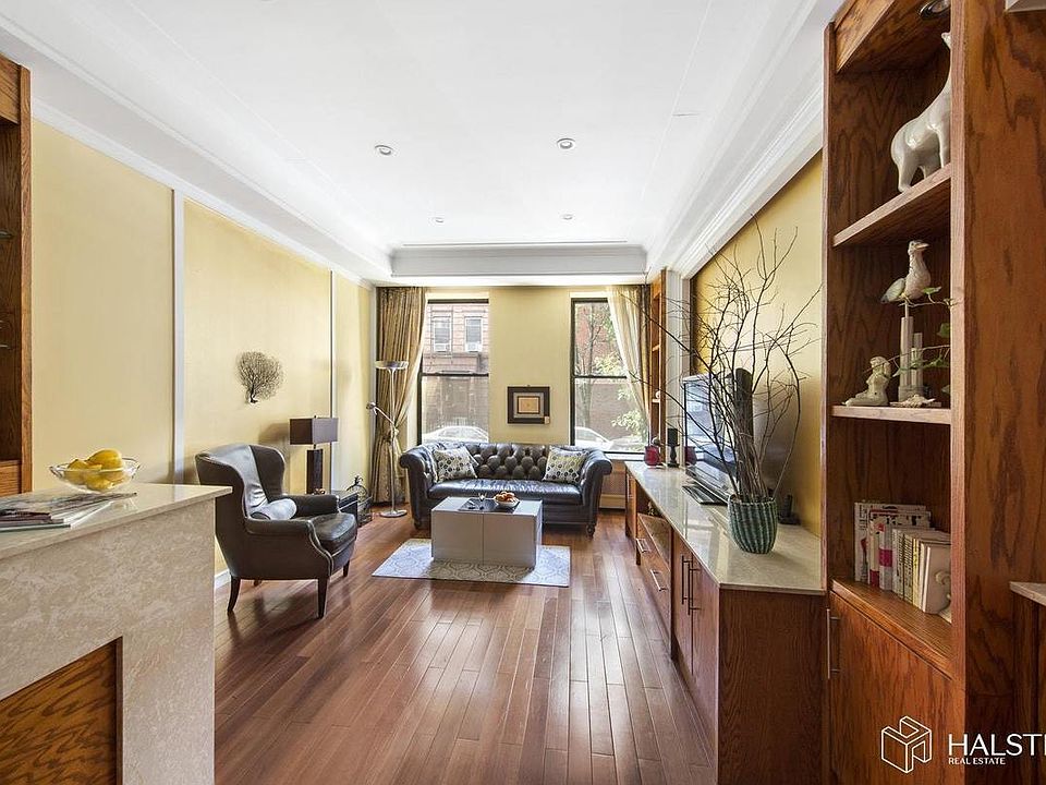 1st image of 215 W 105th St APT 1E