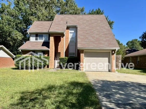 106 Swing Ct, Raeford, NC 28376