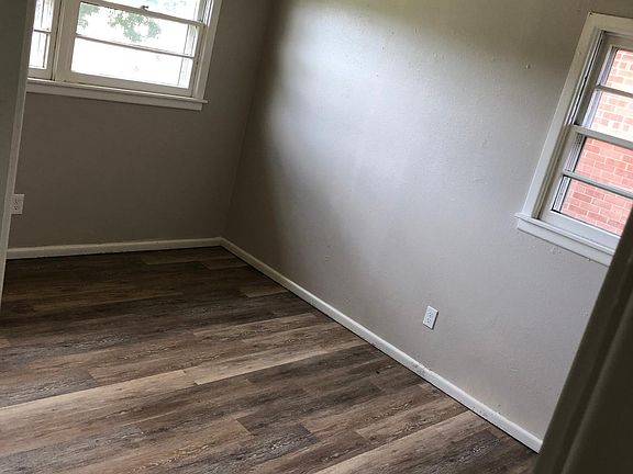 4th image of 2308 62nd St APT A