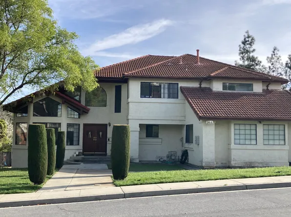 944 Hampswood Way, San Jose, CA 95120