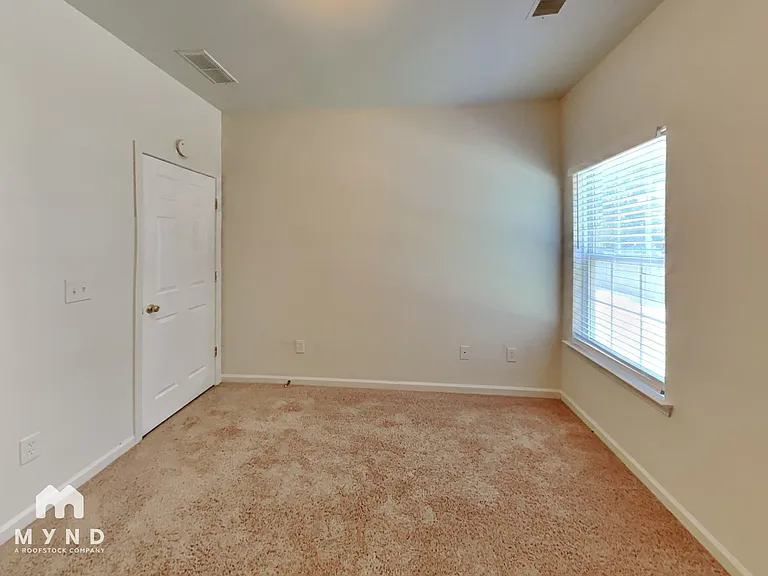 1297 Winwood Dr — Photo 11
