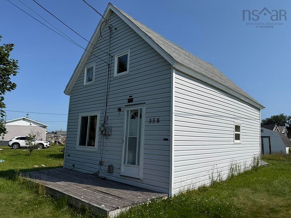 1st image of 358 Douglas Ave