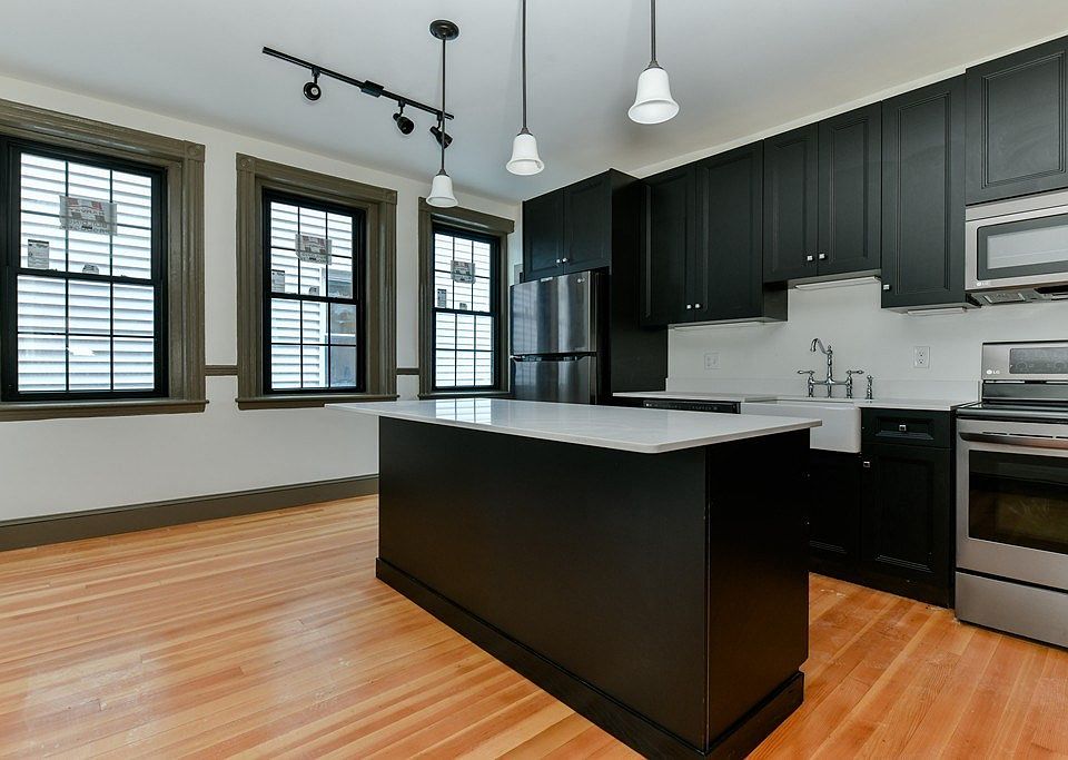 1st image of 35 Plymouth St #2