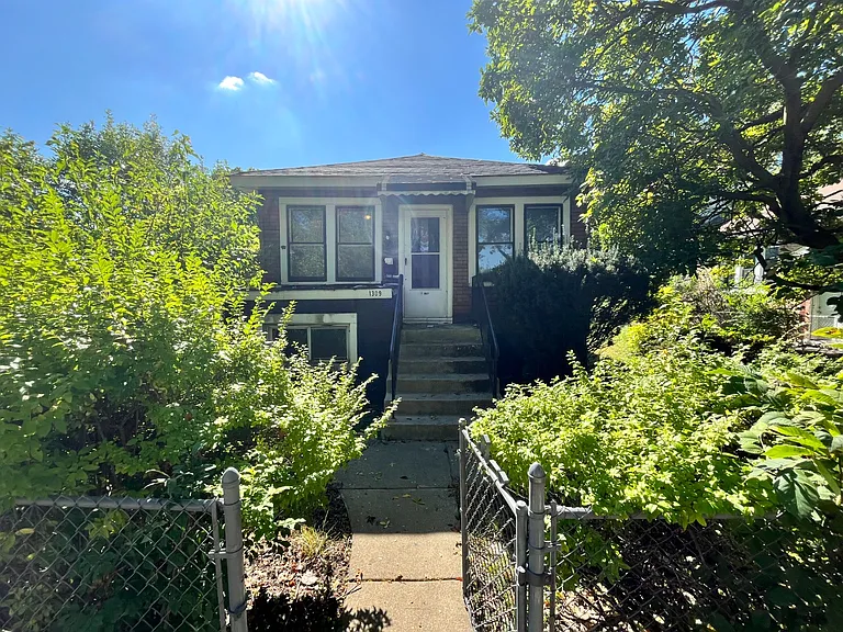 1309 W 110th Pl — Photo 1