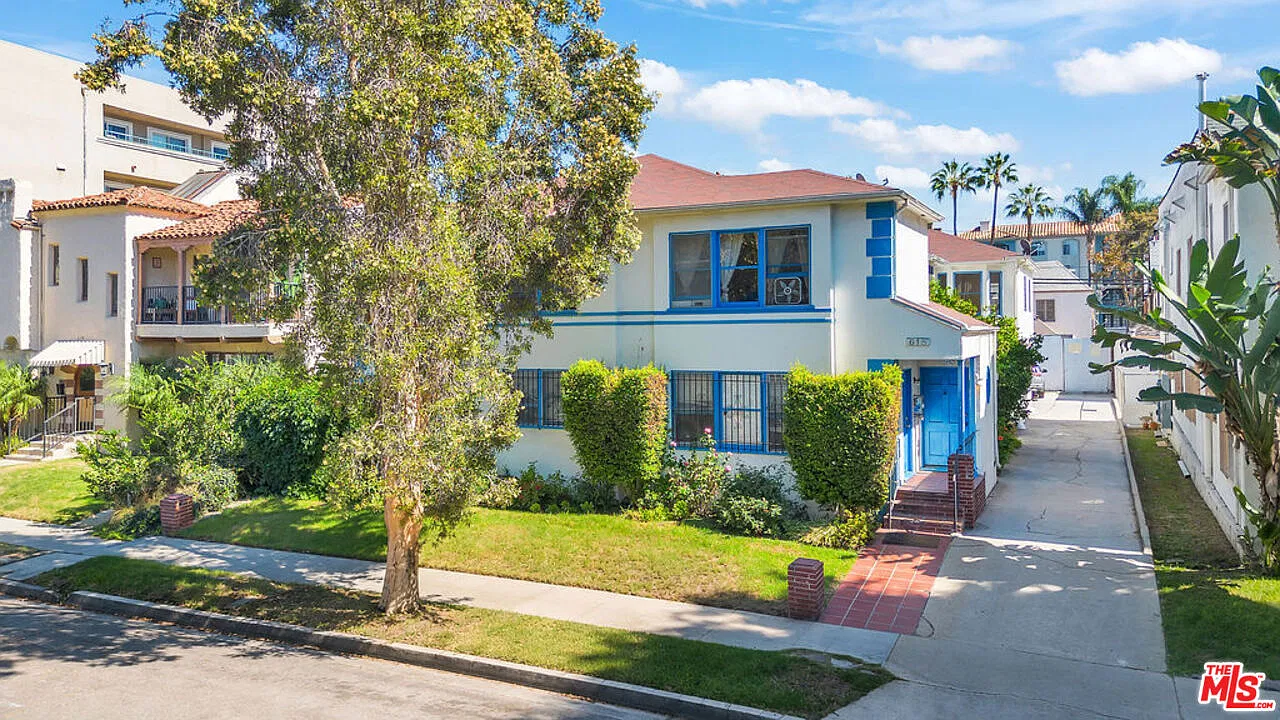 1 bed, 1.0 bath, 750 sqft, $2,250 — Photo 1