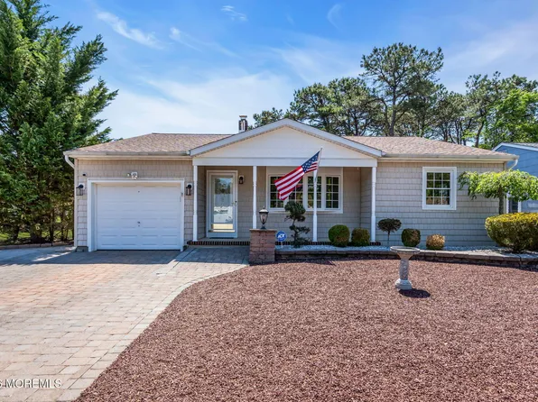 13 Killington Road, Toms River, NJ 08757