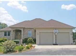 4303 County Line Rd, Luxemburg, WI 54217