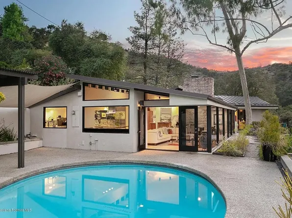1255 Rancheros Rd, Pasadena, CA 91103