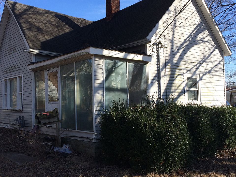 1st image of 508 SE 2nd St