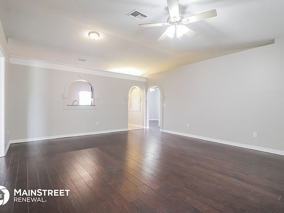 4th image of 1744 Burnham Ct