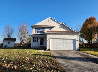 704 Magnolia Ct, Oswego, IL 60543