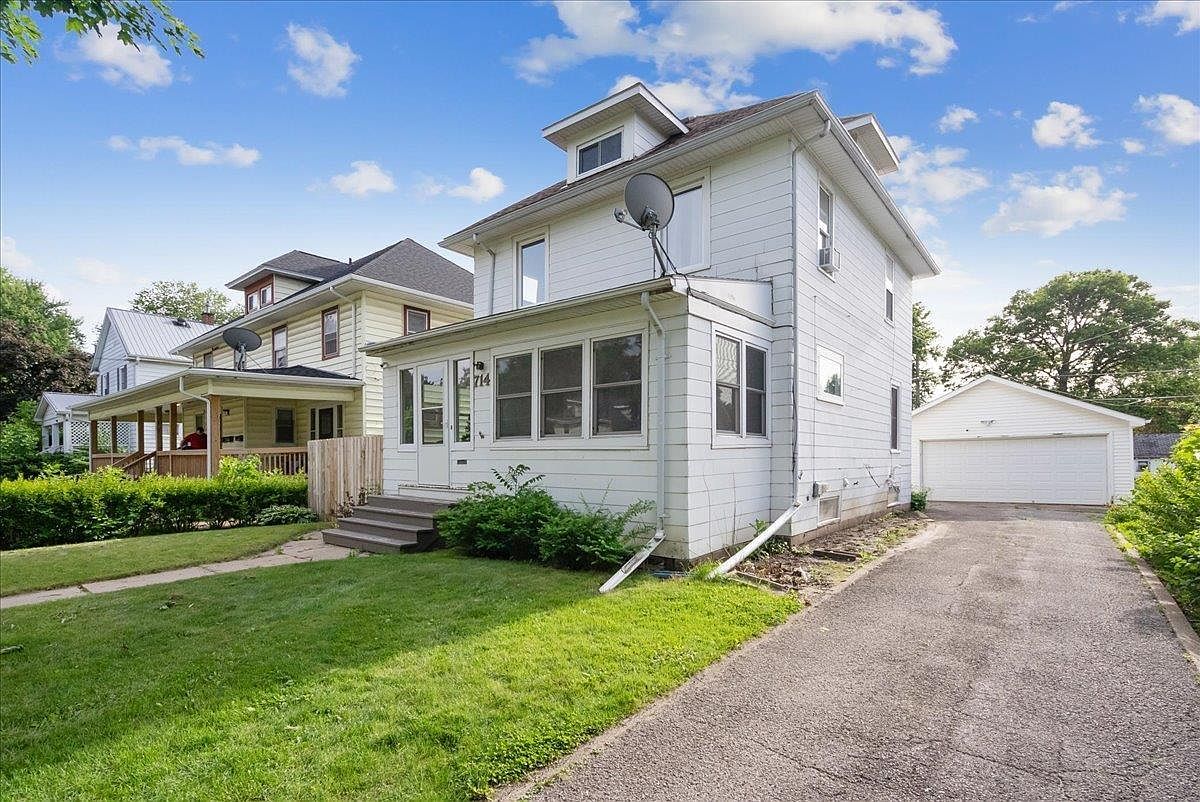 714 Hammond Ave, Waterloo, IA 50702 Zillow