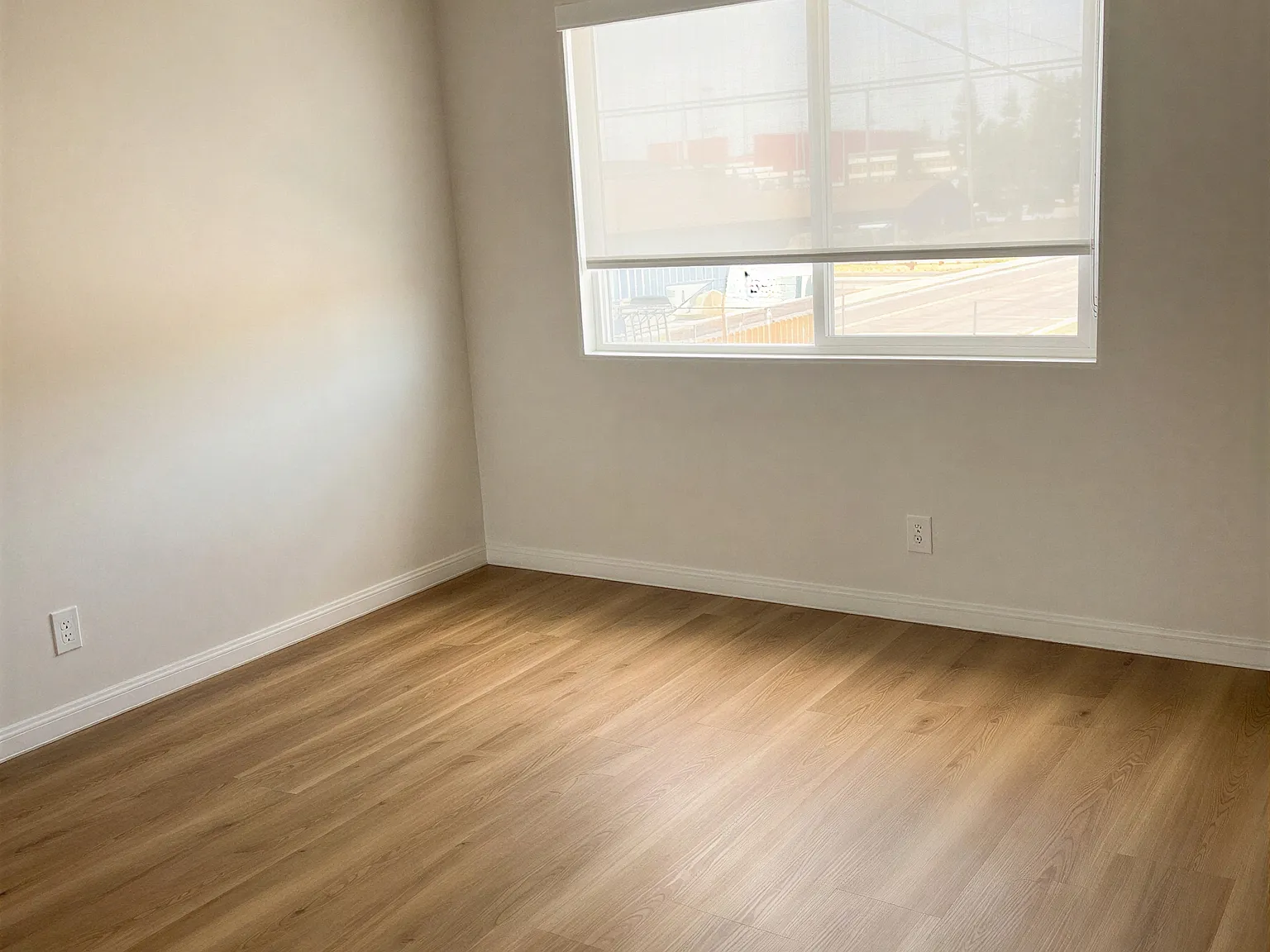 1 bed, 750 sqft, $2,000 — Photo 4