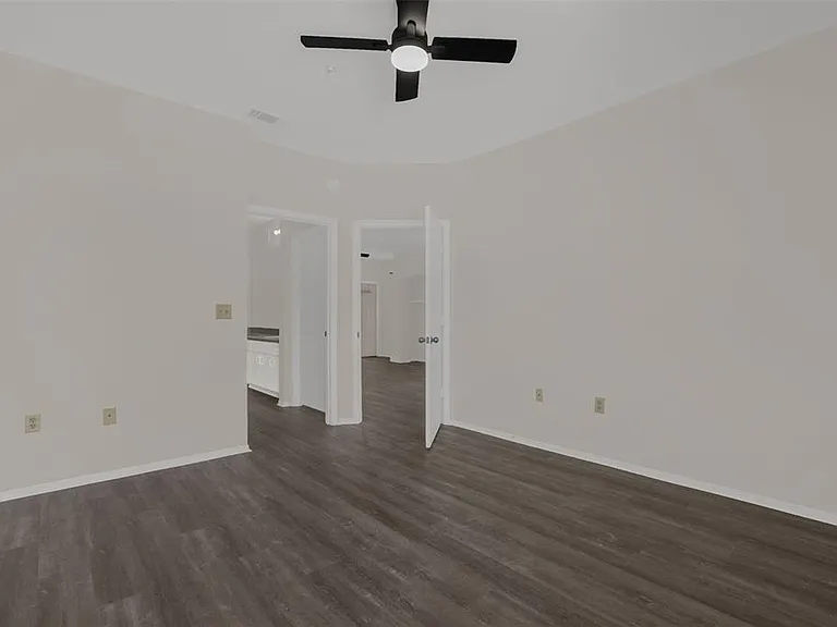 1325 Rotonda Point #225 — Photo 12