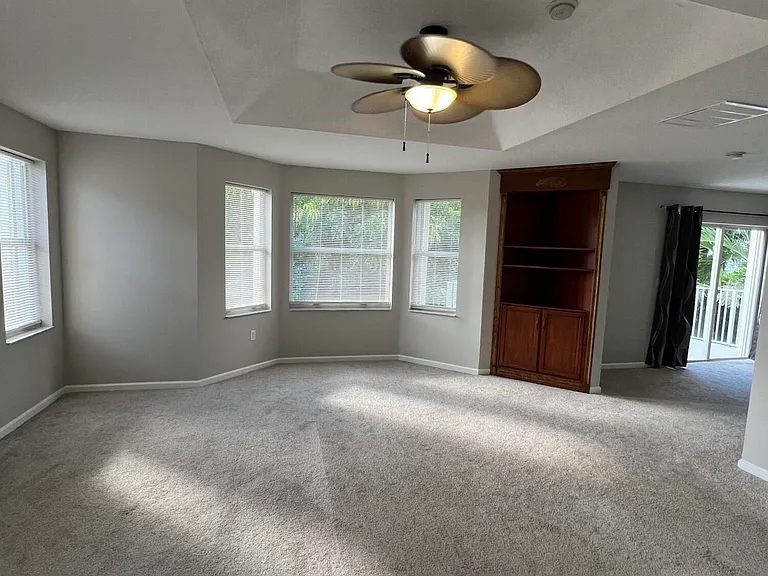 9070 Dupont Pl — Photo 31