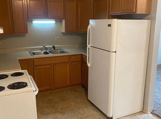 225 Ash St #14, Carlisle, IA 50047
