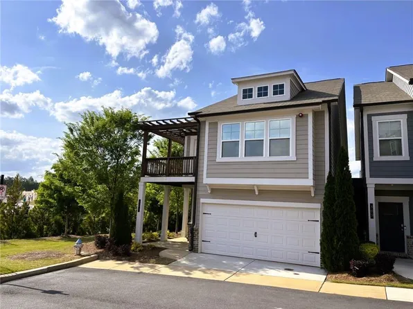 301 Hayden Cir, Woodstock, GA 30189