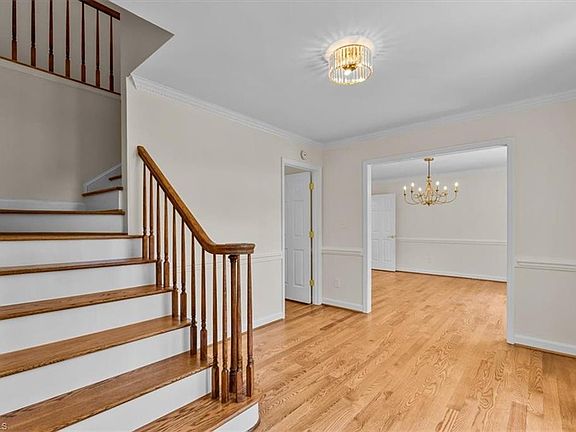 5th image of 8802 Cedar Spring Dr