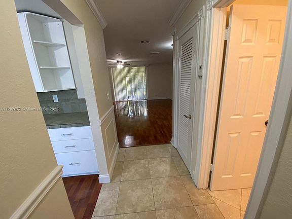 5th image of 1241 Hampton Blvd #1241