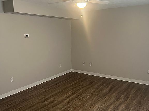4th image of 208 W Jefferson St #4