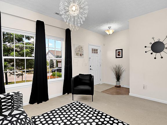 5th image of 164 Georges Creek Dr