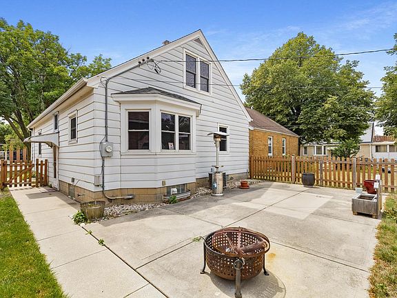 2nd image of 4026 W Oklahoma AVENUE