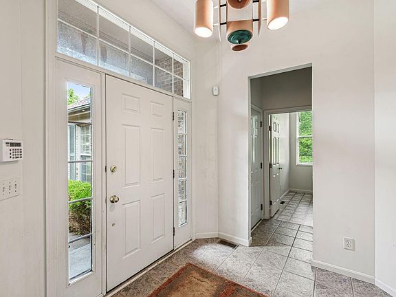 2nd image of 1382 Fox Hunt Ct