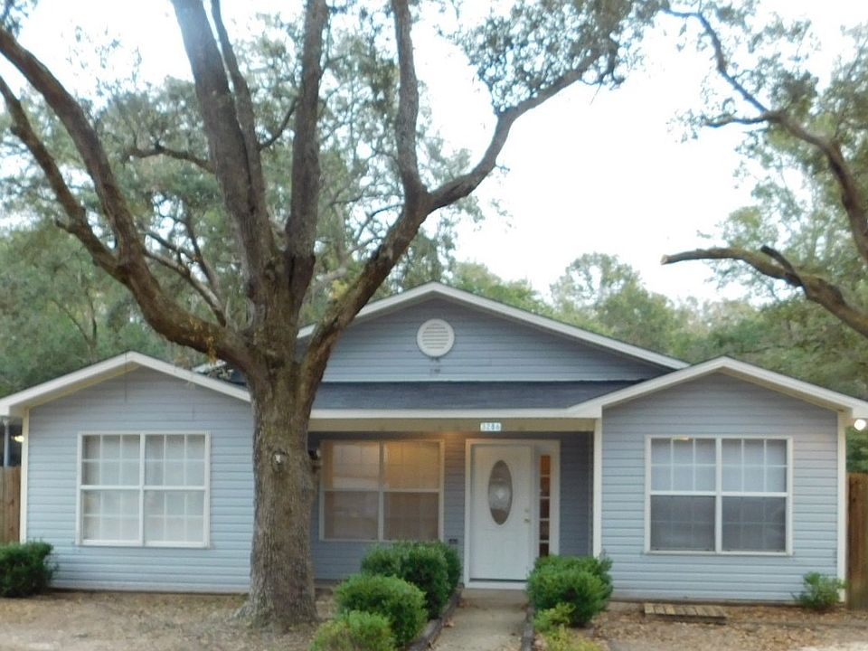 1st image of 3286 Las Brisas Dr