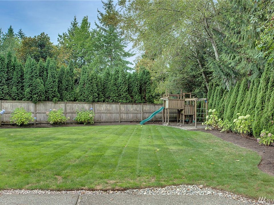 2nd image of 3759 234th Ave SE