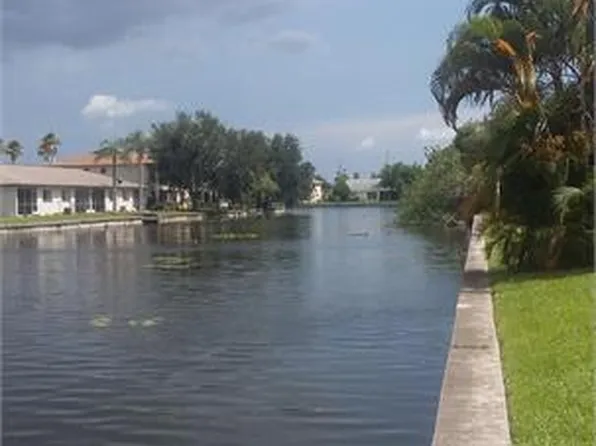 631 SE 13th Ave, 631 SE 13th Ave, Cape Coral, FL 33990