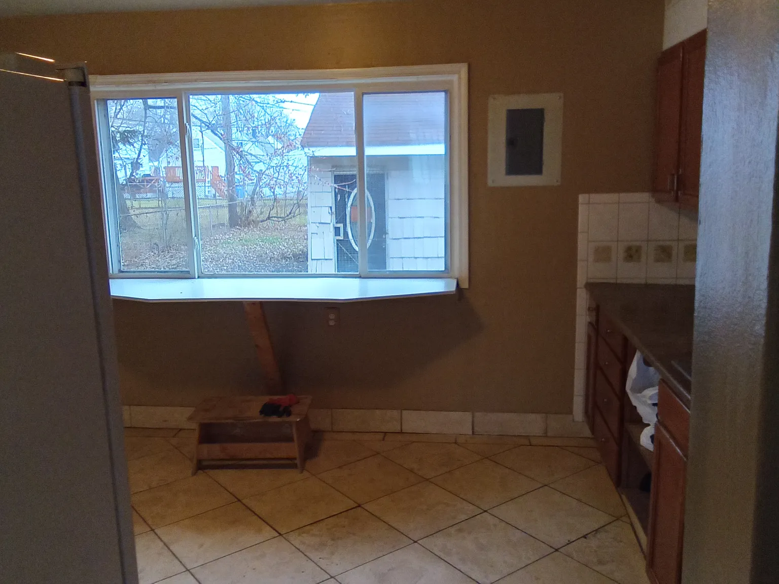 3 bed, 910 sqft, $1,450 — Photo 4
