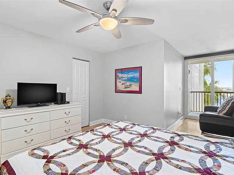 1660 Gulf Blvd #607 — Photo 25