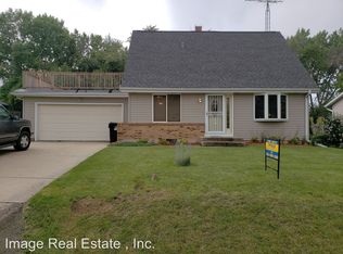 3438 Victorian Dr, Racine, WI 53406